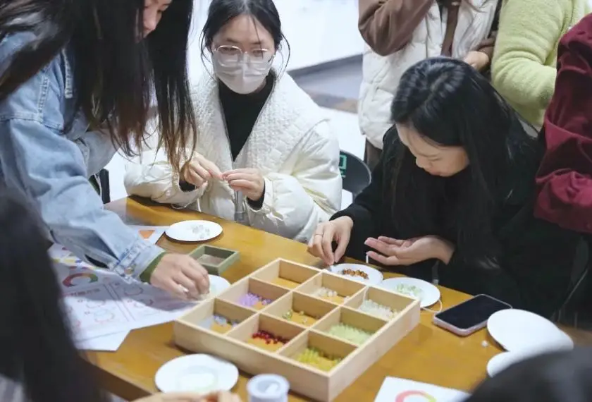 Neo-Chinese Beaded Bracelet Workshop